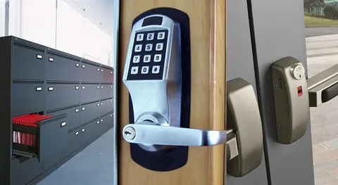 Commercial Locksmith locks